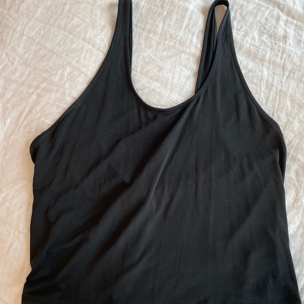 Lulus tie back tank top